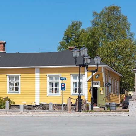 Boutique Hotel Langin Kauppahuone Раахе Екстериор снимка