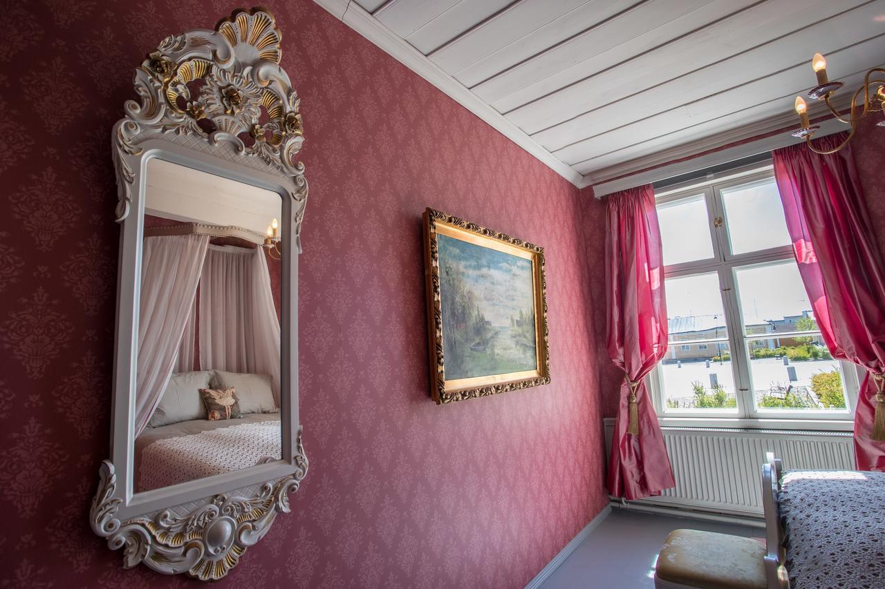 Boutique Hotel Langin Kauppahuone Раахе Екстериор снимка