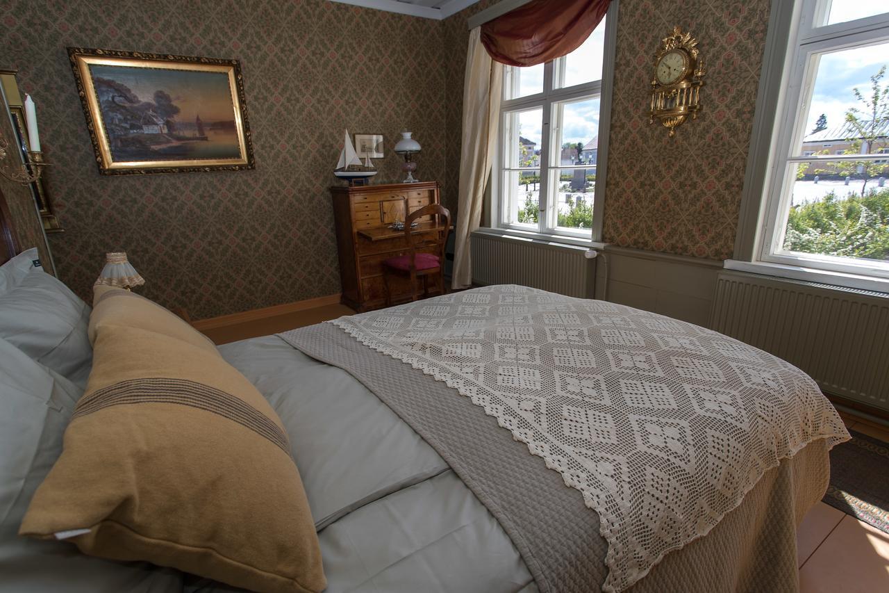 Boutique Hotel Langin Kauppahuone Раахе Екстериор снимка