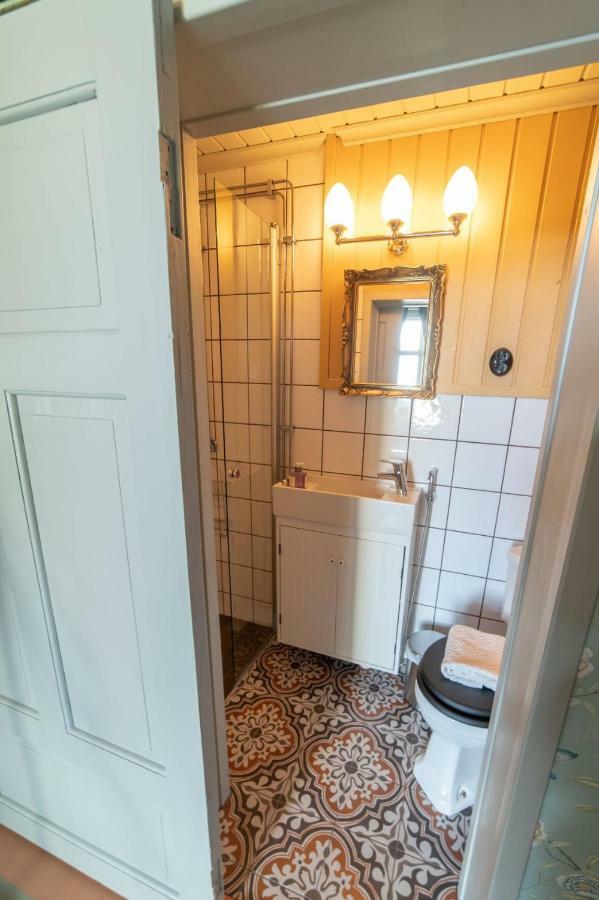 Boutique Hotel Langin Kauppahuone Раахе Екстериор снимка